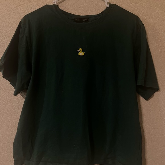 DAZY dark green duck embroidery tee - Picture 1 of 4